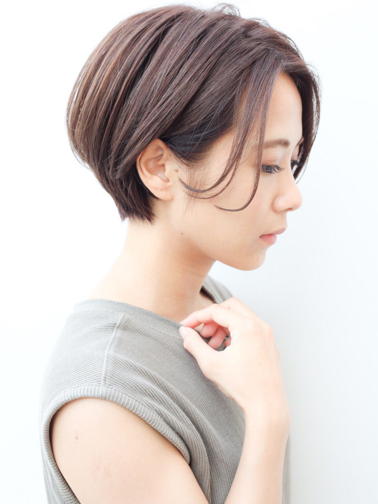 髪型 ショート 横顔