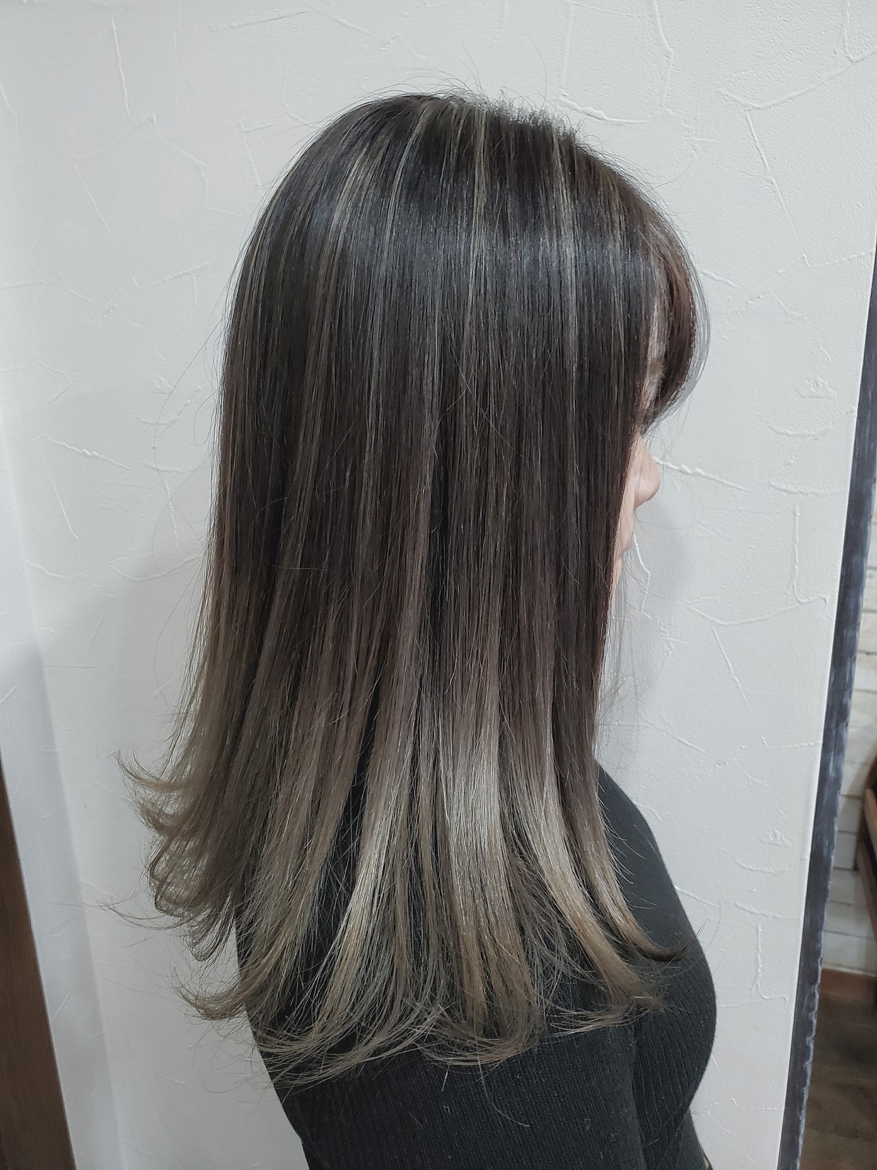 髪型 ロング ハイライト