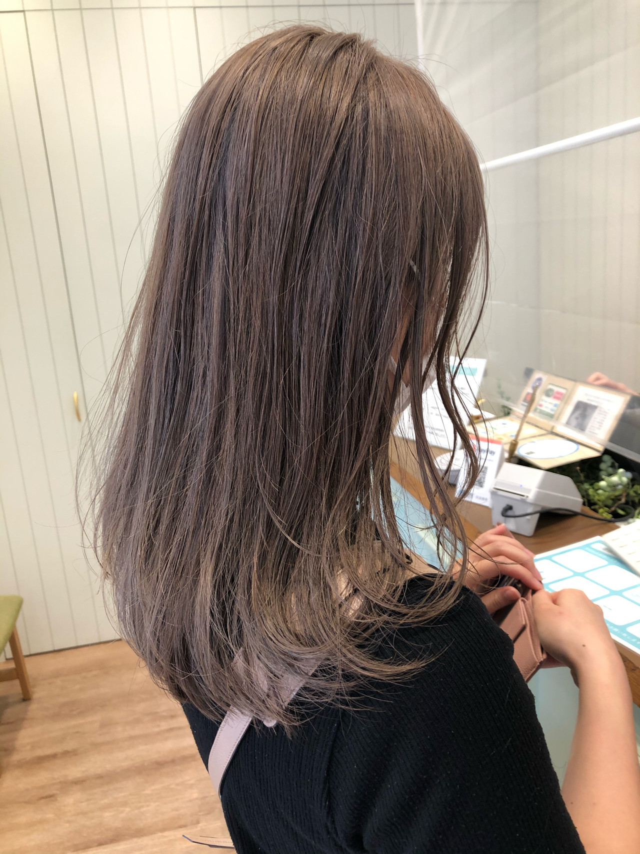 ブリーチ ブリーチカラー ナチュラル セミロング モリオフロムロンドン 坪井佑樹 Hair