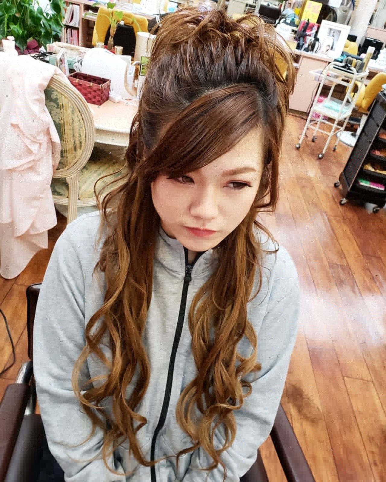 ロング エレガント ヘアメイクbe美 Mariko Sekitani Hair