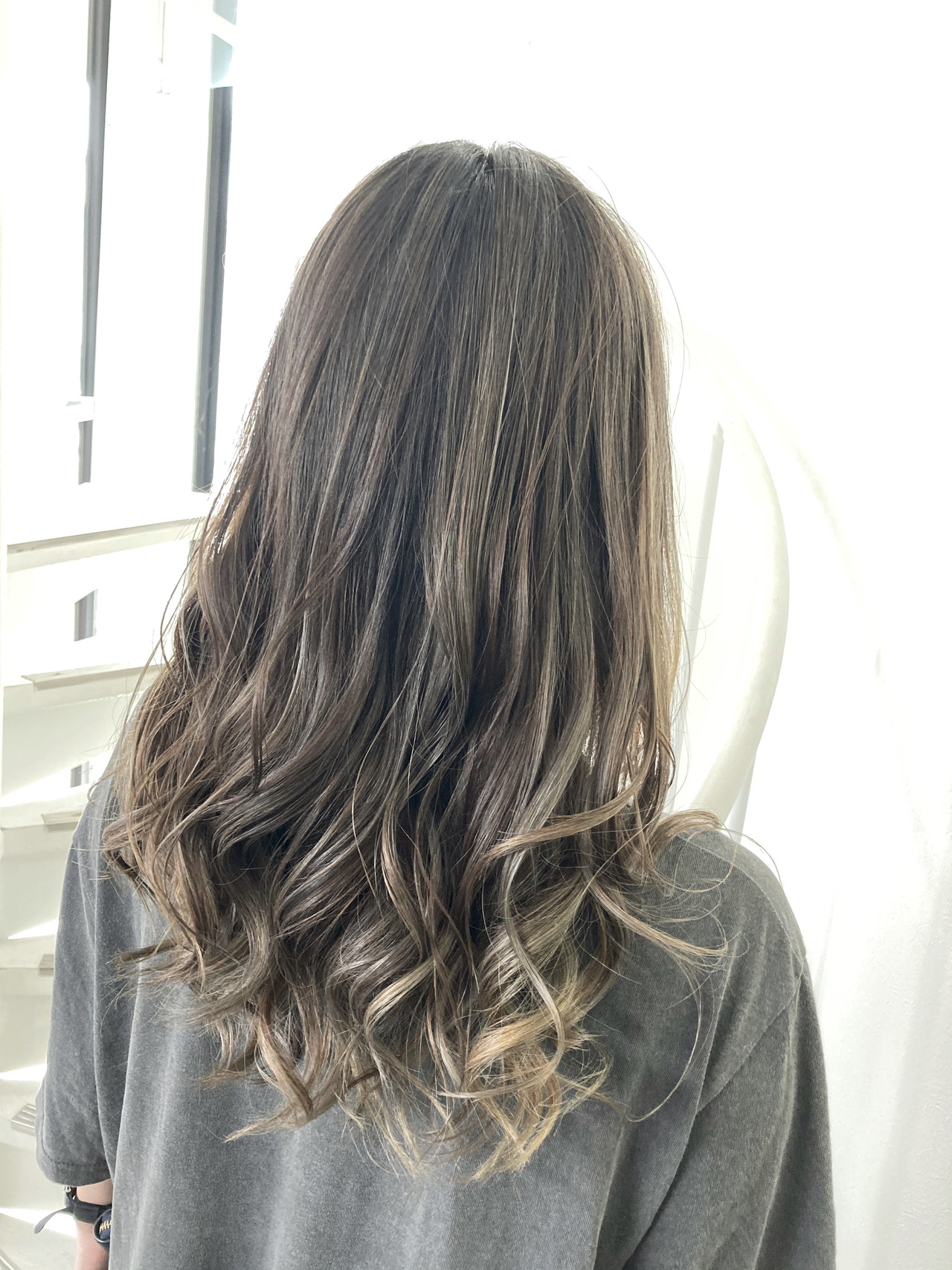 髪型 ロング インナーカラー