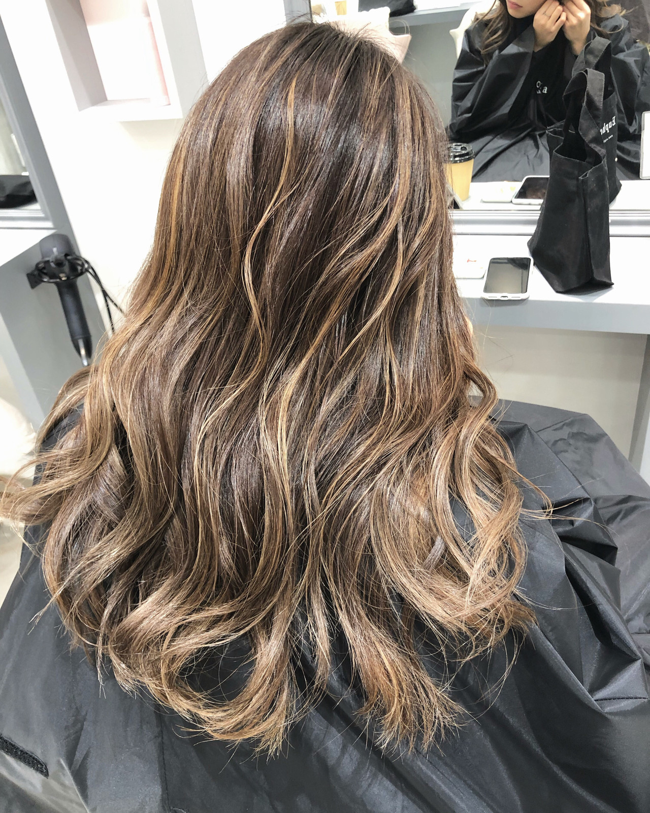 髪型 ロング カラー ハイライト